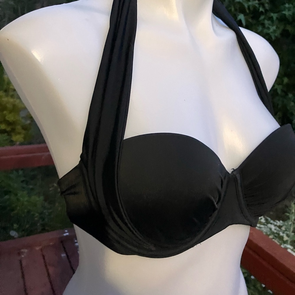Victoria's Secret Black Underwire swim halter bikini top 36B